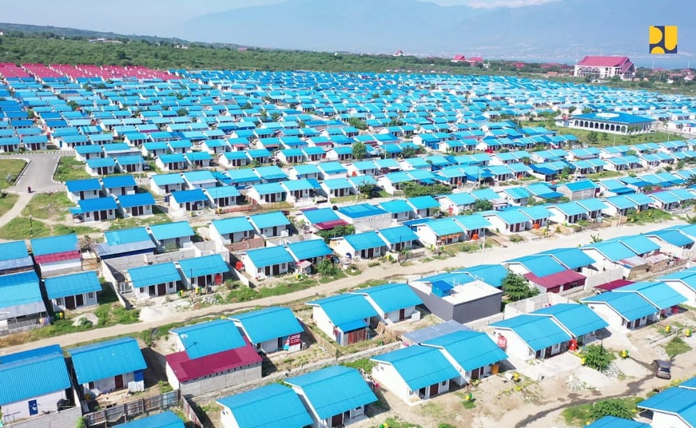 rumah subsidi murah dengan genteng biru