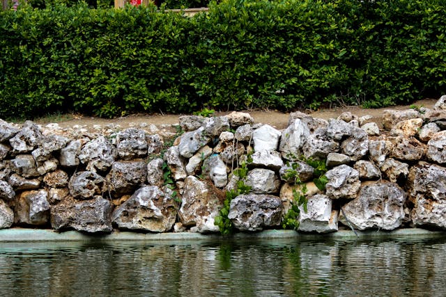 retaining wall dengan batu