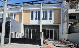 Dijual Rumah / Ruko di Tambak Medokan Ayu