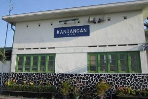 stasiun kandangan surabaya